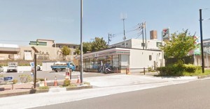 新桜ヶ丘団地付近のセブンイレブンの画像