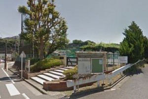 藤の木中学校