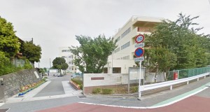 上山小学校