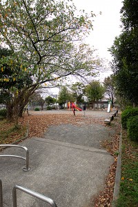 桂町平和公園120ｍ (1)